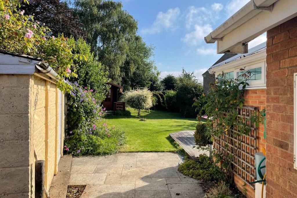 3 Bed Bungalow In Winchcombe, Cotswolds,Gloucester Kültér fotó