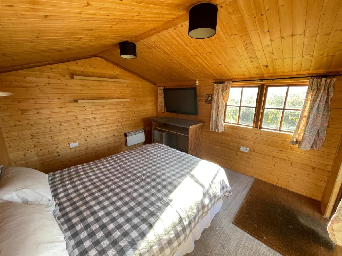 3 Bed Bungalow In Winchcombe, Cotswolds,Gloucester Kültér fotó
