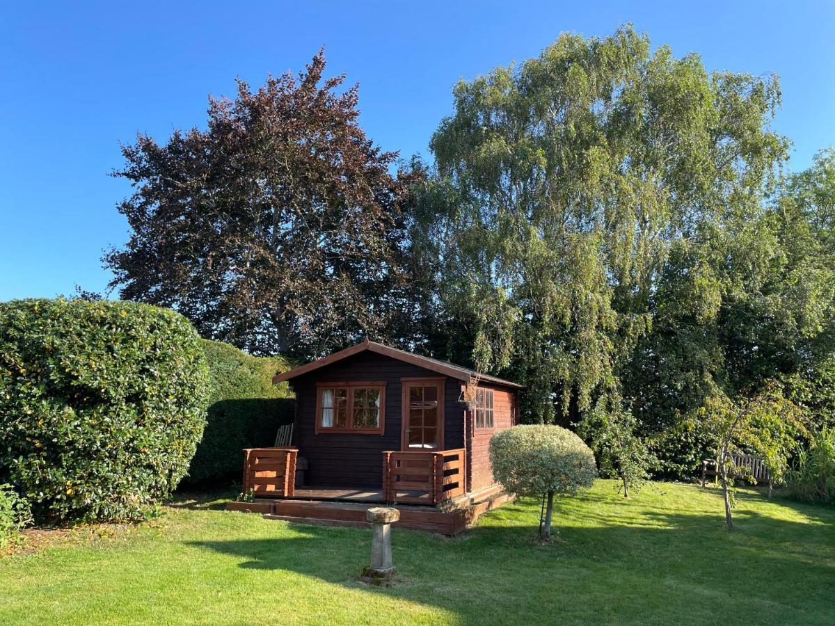 3 Bed Bungalow In Winchcombe, Cotswolds,Gloucester Kültér fotó